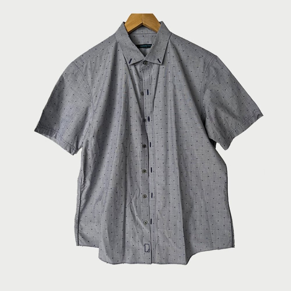 ZACHARY PRELL SHORT SLEEVE BUTTON DOWN - LIGHT BLUE WITH DOT PATTERN IN L